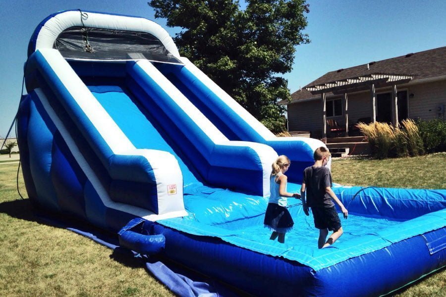 Making the Most of Your Summer With an Inflatable Water Slide Cosmo