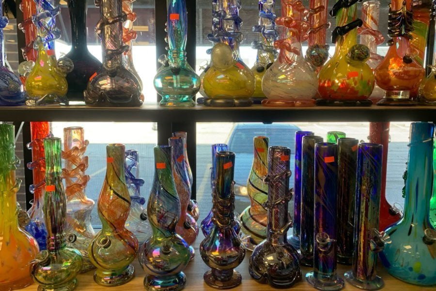 The Different Types of Glass Bubblers Used in Smoking